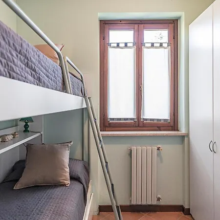 Le Cicorie 8-p1 By Wonderful Italy * Manerba del Garda